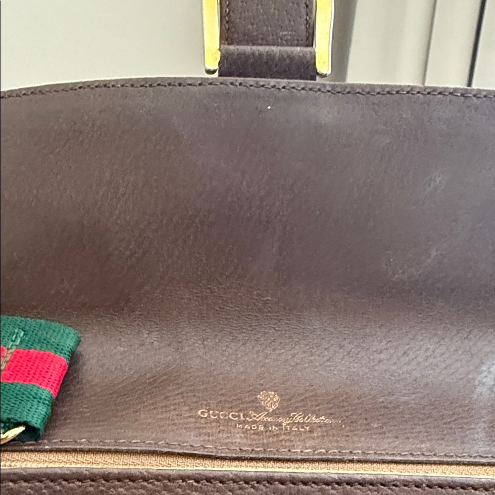 💚♥️Gucci Envelope Crossbody Bag with Brown Leather and Green-Red Web Strap - Picture 12 of 16